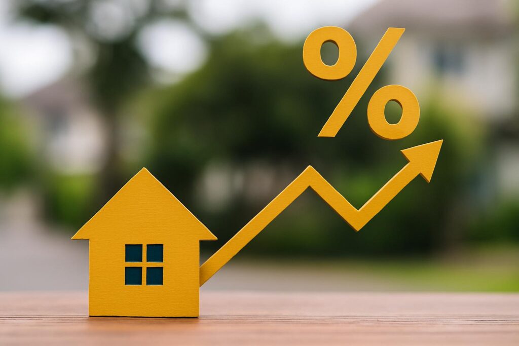 Refinancing in 2025: Should You Wait for Mortgage Rates to Drop? 2 Refinancing in 2025: Should You Wait for Mortgage Rates to Drop?